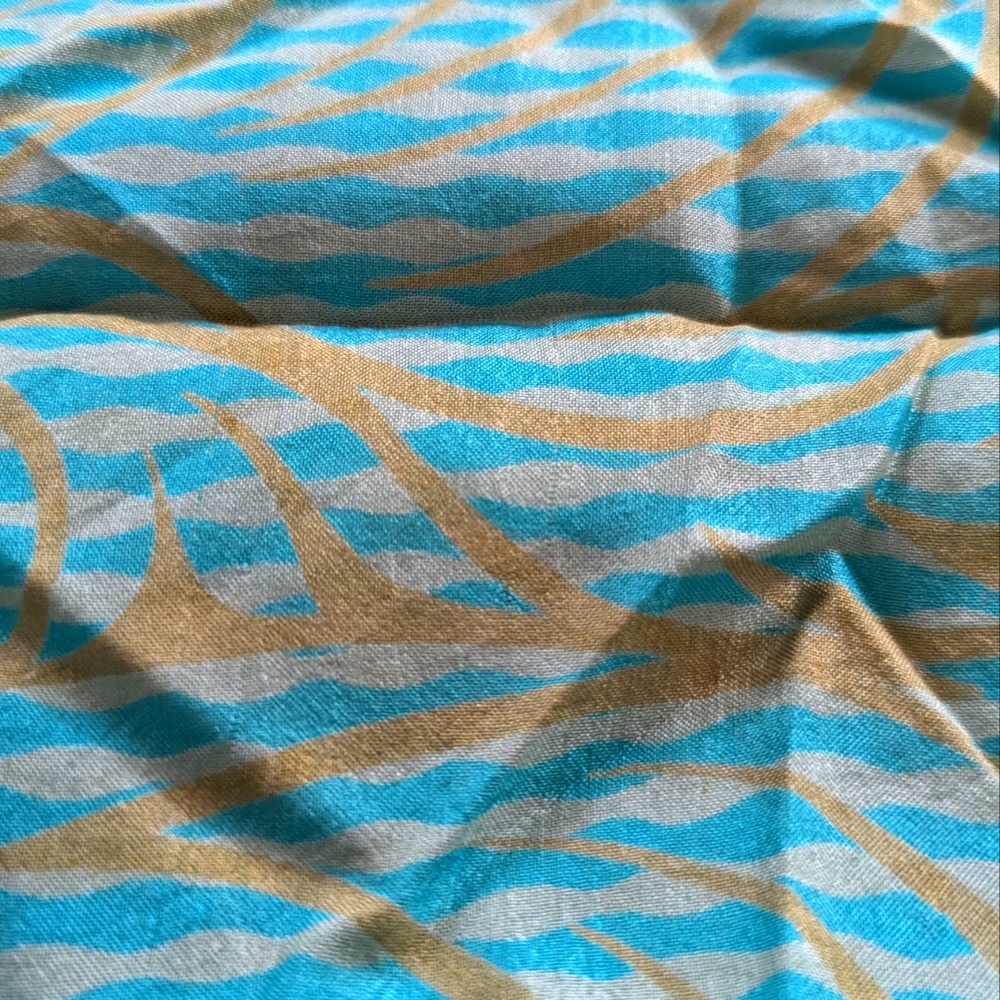 (A02)Silk remnants